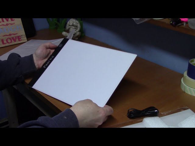 A2 LED Tracing Light Board 23 Light Pad & Tracing Paper