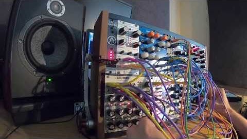Techno improvisation on my Modular Synth!
