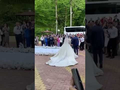 ورود با پرستیژه خاص عروس به تالار