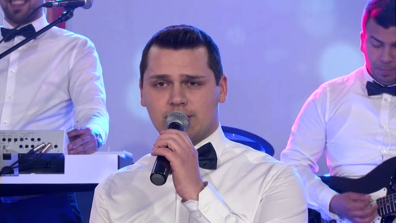 Licna Jovano - Ekstra Bend Skopje - cover Casa Ljubov - YouTube