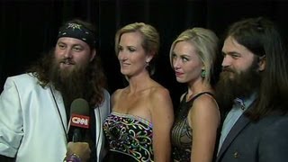 Raw Video: Cast of Duck Dynasty a little star struck