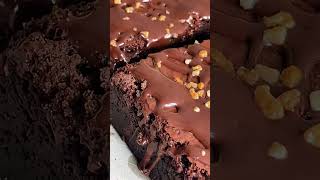 𝗖𝗛𝗢𝗖𝗔𝗟𝗔𝗧𝗘 𝗕𝗥𝗢𝗪𝗡𝗜𝗘𝗦🍫🤤"Fudgy, gooey, and worth every calorie #food #fiypシ #foryou