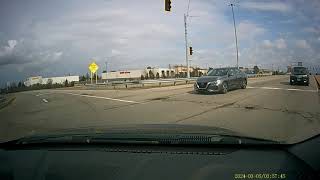 Close call red light runner near accident