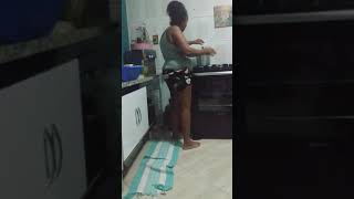 Minha Mãe Com Cofrinho De Fora