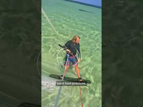 how to ride toeside. Your first kitesurfing trick.  #kiteboarding #kiteboardinglessons