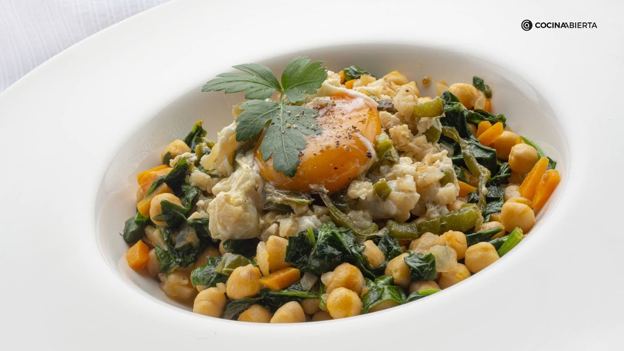 La receta de garbanzos con bacalao que vas a querer repetir toda la Semana Santa