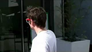 Matthew Bellamy Heads To Gym