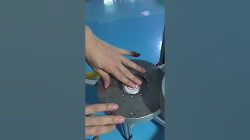 Manual round soap pleat wrapping machine