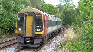 SWR Class 158 Arriving at Mottisfont & Dunbridge Station