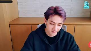 Download Lagu Bang Chan listening \ MP3