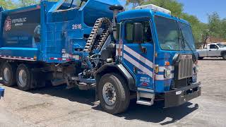 Republic Services Peterbilt 520 Heil Command-SST