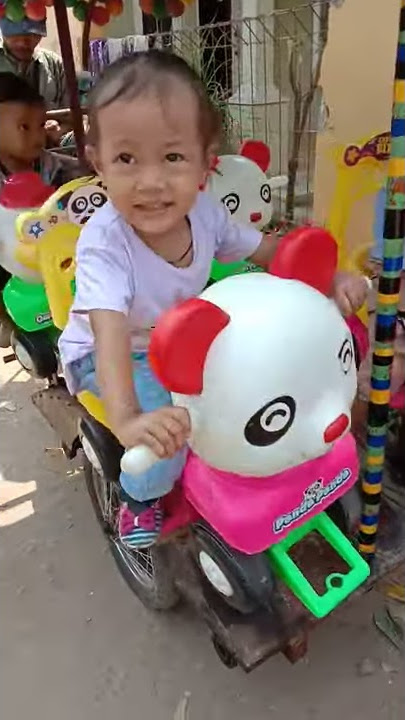 Naik odong odong panda