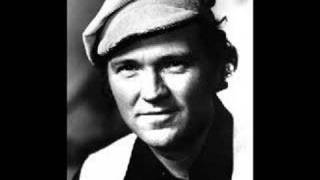 Video thumbnail of "Liam Clancy - The Sash My Father Wore"