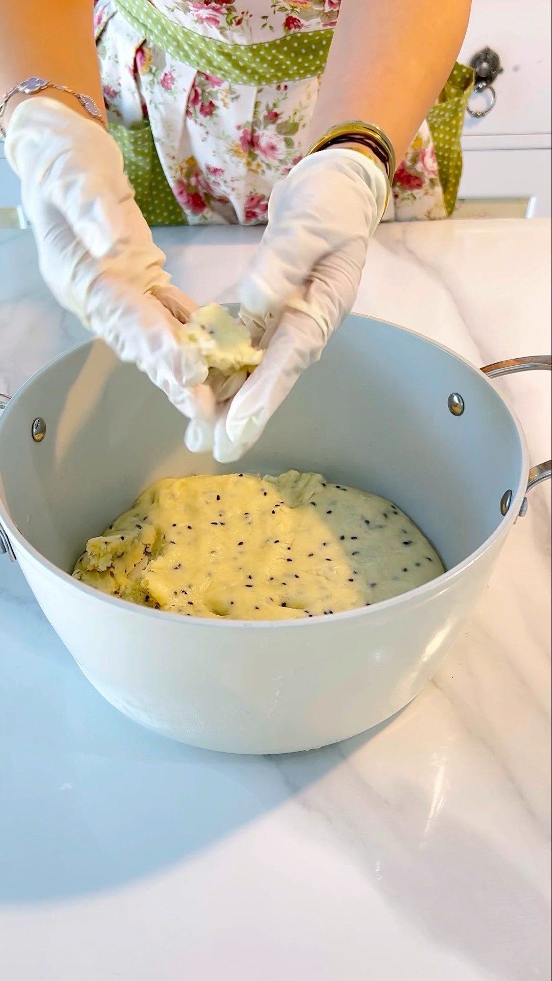 اطيب حشوة جبنة مطاطية السمبوسة مين متحمس لوصفات رمضان ?? #cheese