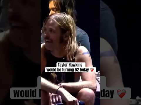 Taylor Hawkins singing 'Under Pressure' by Queen/David Bowie. He would be turning 52 today.