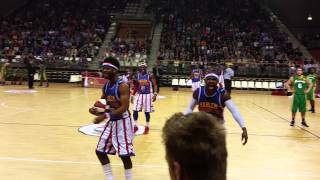 Harlem Globetrotters v Washington Generals - Almere 17\/4\/15 Part 2