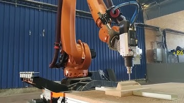 7 Axis Milling Cell KUKA KR210 R3100 + Linear Track + Tool Station + HSD Spindle