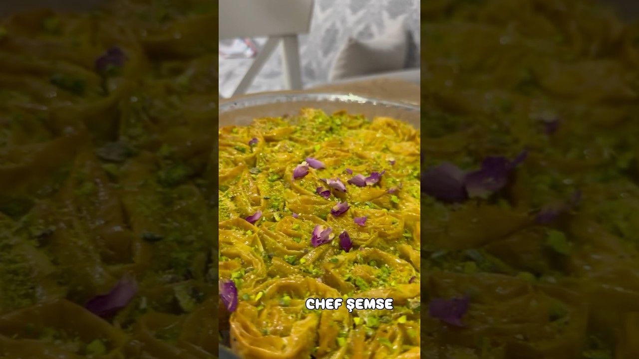 Sütlü Gül Baklavası ???????? #pratiktarifler #yemektarifleri #tatlıtarifleri #baklava #cooking #food