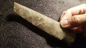 1295 - Part 1/2 Tanto Stone Blade Flintknapping