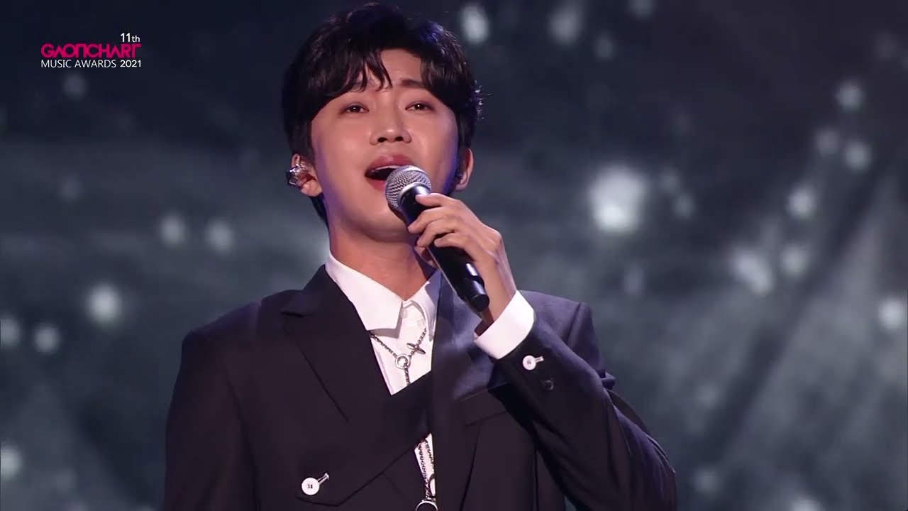 임영웅 - 사랑은 늘 도망가+별빛 같은 나의 사랑아｜제11회 가온차트 뮤직어워즈｜GAONCHART MUSIC AWARDS CLIP