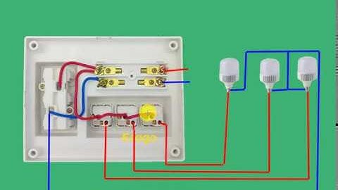 Đấu Bảng Điện 3 Công Tắc 1 ổ cắm của Lioa