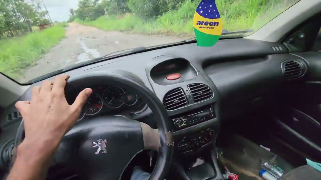 Coloquei meu peugeot 206 na lama🔥 Será que guenta?