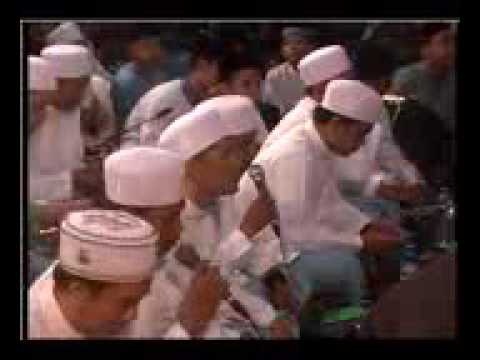 ROHMAN YA ROHMAN VERSINYA AL MUNSYIDIN oke juga     !!!!