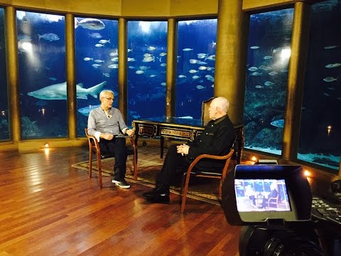 Entrevista de Javier Vizoso con Jesús López Cobos en el fondo del mar...