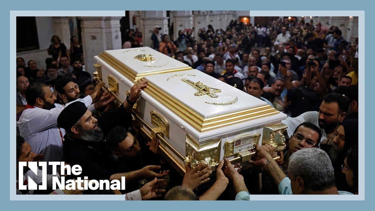 Grieving relatives attend funeral for Egyptian church fire victims