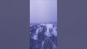 موج كالجبال 