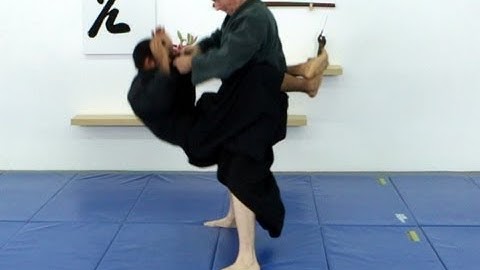 Daki age, 抱上, basic Ninjutsu throw - techniques for Akban wiki