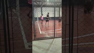 vendo pena depau joga bola