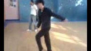 Yakışıklı Çirkin Güzel Dans Komik Manken Model Karizma