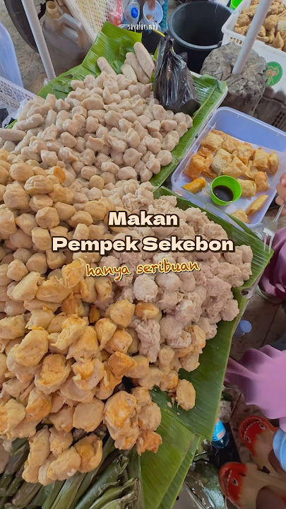 Pertama kali makan pempek tumpah seribuan di Palembang 🫣