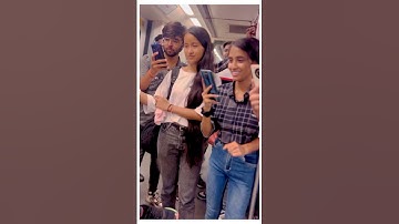 Metro Reaction Video #sajda #viral #hitsongs #shorts #trending #streetsingers  #metro#delhimetro #yt