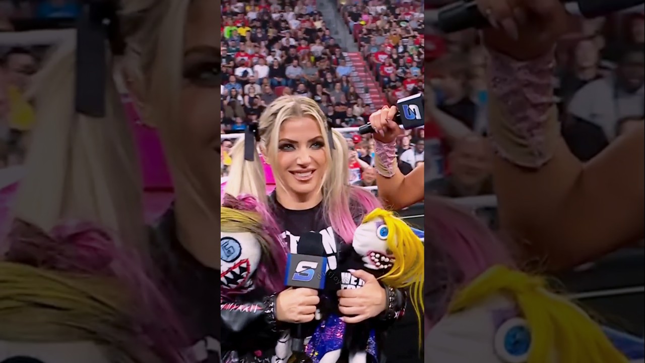 Romantic seen Roman Reigns love status ❤💘💘💘 with Alexa Bliss 