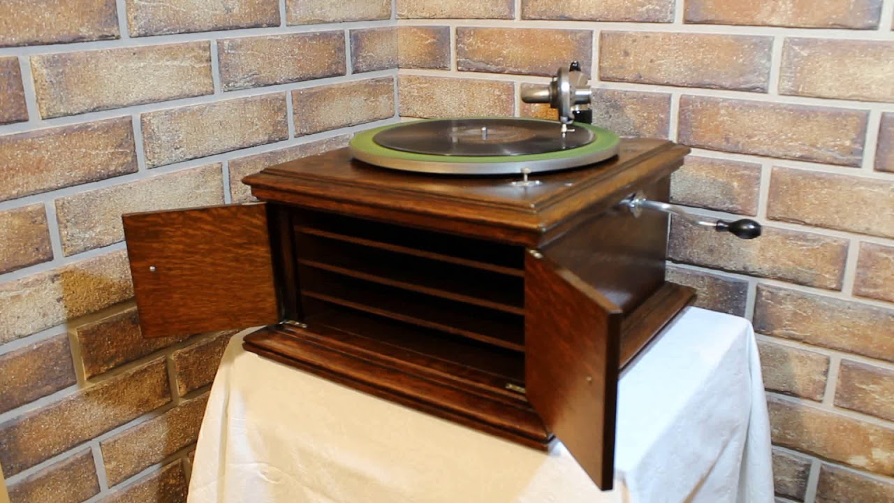 Редкие фонографы. Граммофон Viсtrola Victor Talking Machine Model VV-VI (США). Her Master's Hobby