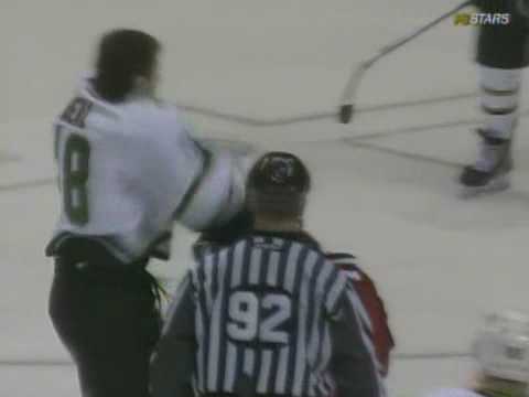 Derick Brassard vs James Neal Dec 18, 2008