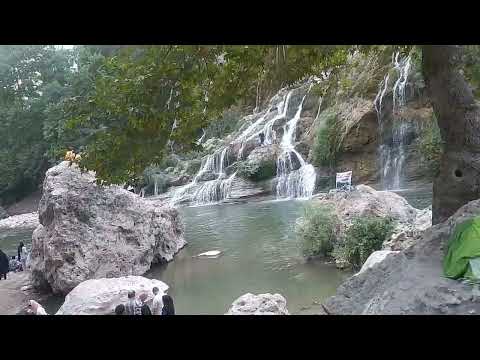 مروارید زاگرس آبشار بیشه پوران در دل بلوط ها