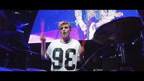The Vamps  Somebody To You Live From The O2