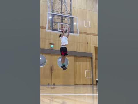 少し低いリムでやるの楽しいshorts レブロンジェームズ ダンク バスケ バスケットボール リングジャンプ ジャンプ