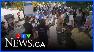 ‘We support your demand’: Local labour council rallies for college workers on strike