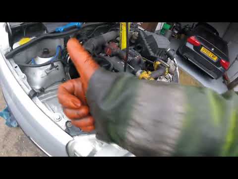 How to remove Corsa drive belt/Как снять приводной ремень Corsa