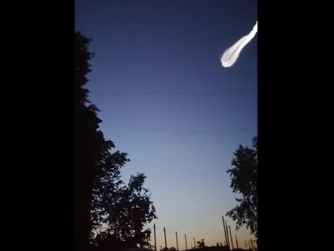 Russian Mystery: A Jellyfish Shaped Object Appears  In The Sky