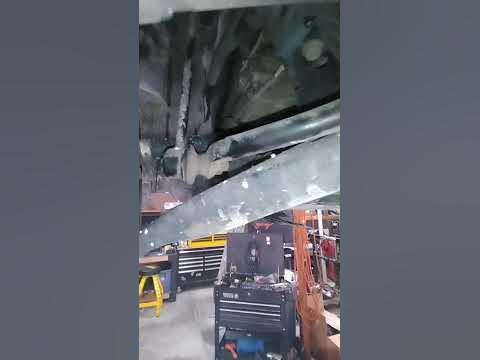 Honda CR-V suspension noise diagnosis - YouTube