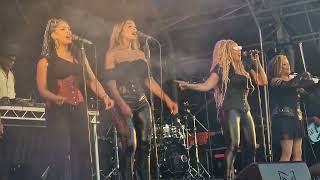 Download Lagu SOUL II SOUL KEEP ON MOVIN LIVE ROCHESTER CASTLE 2023 MP3