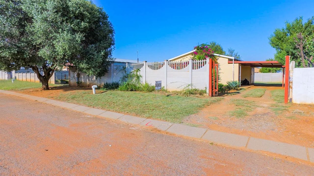 2 Bedroom House for sale in North West Klerksdorp Randlespark 4