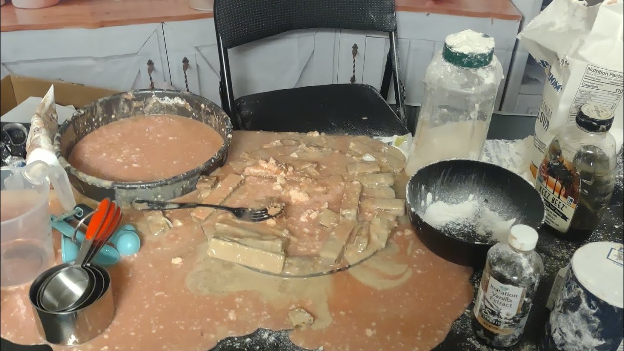 The Cooking Show: Homer Simpson Cake (requested)