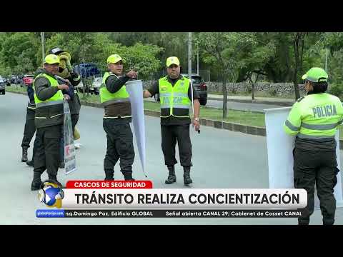 TRÁNSITO RECOMIENDA A MOTOCICLISTA USO DE CASCO DE SEGURIDAD
