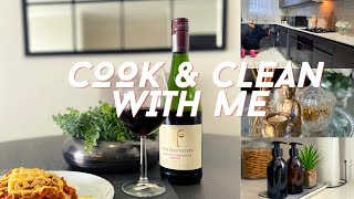 COOK \& CLEAN WITH ME | QUICK AND EASY PASTA DISH | SOUTH AFRICAN YOUTUBER